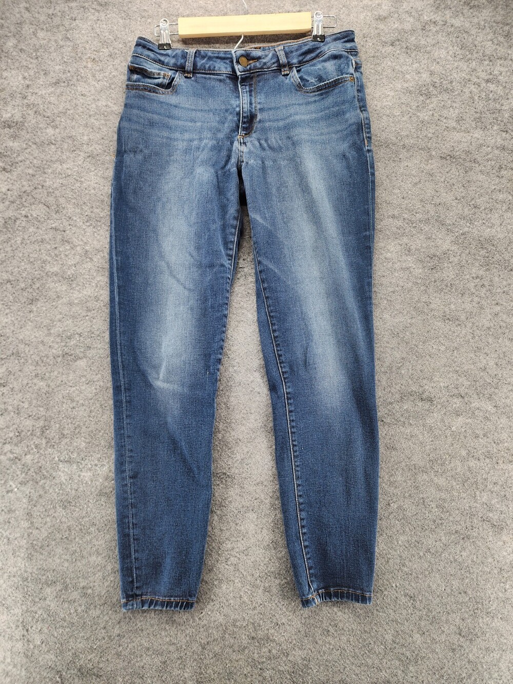 DL1961 Jeans Womens 30 Emma Low Rise Skinny Blue Denim Tapered